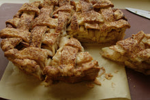 Load image into Gallery viewer, 9&quot;Lattice Top Apple Pie to pick up 11/26/25 10am-6pm
